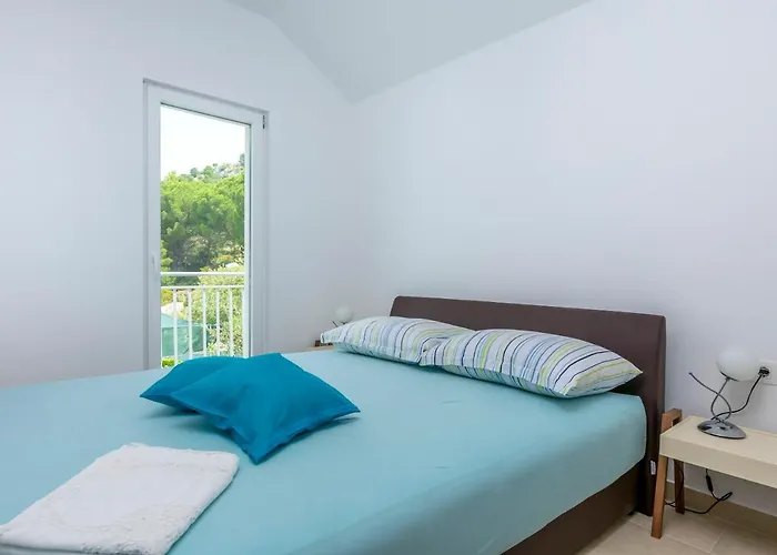 Jadranka * Rogoznica (Sibenik-Knin)