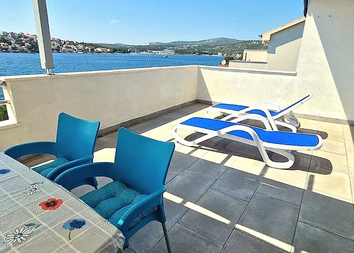 Jadranka * Rogoznica (Sibenik-Knin)